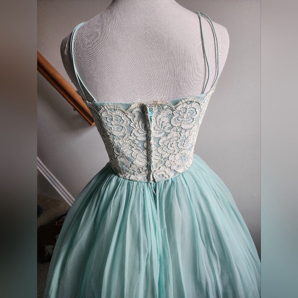 Rare 1950s Pinup Vintage Blue Chiffon Fit & Flare Dress White Lace Shelf Bust S - Picture 12 of 14